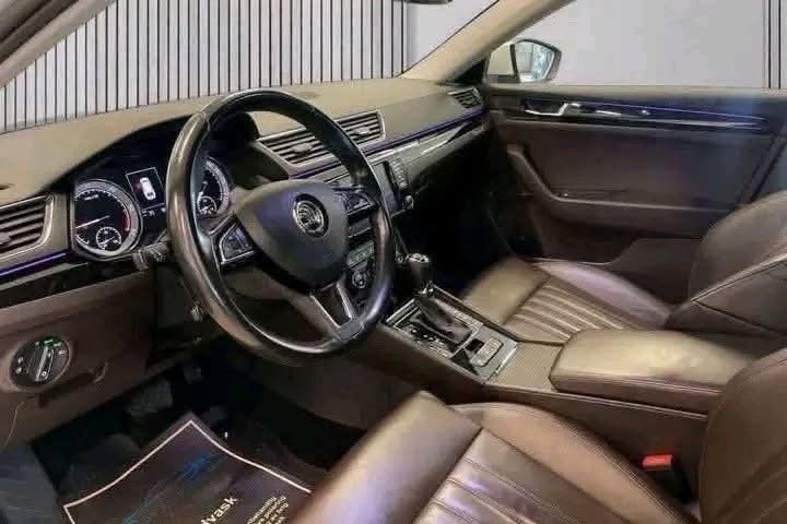 Škoda Superb L&K 2.0 TDI 190 ch 4x4 - image 6