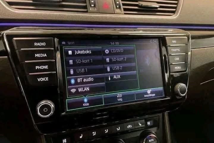 Škoda Superb L&K 2.0 TDI 190 ch 4x4 - image 13