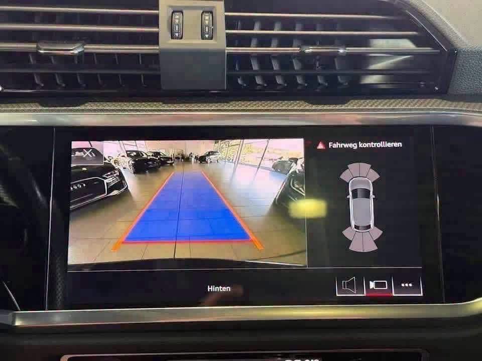 AUDI Q3 SPORTBACK 40 TFSI QUATTRO S LINE - image 23