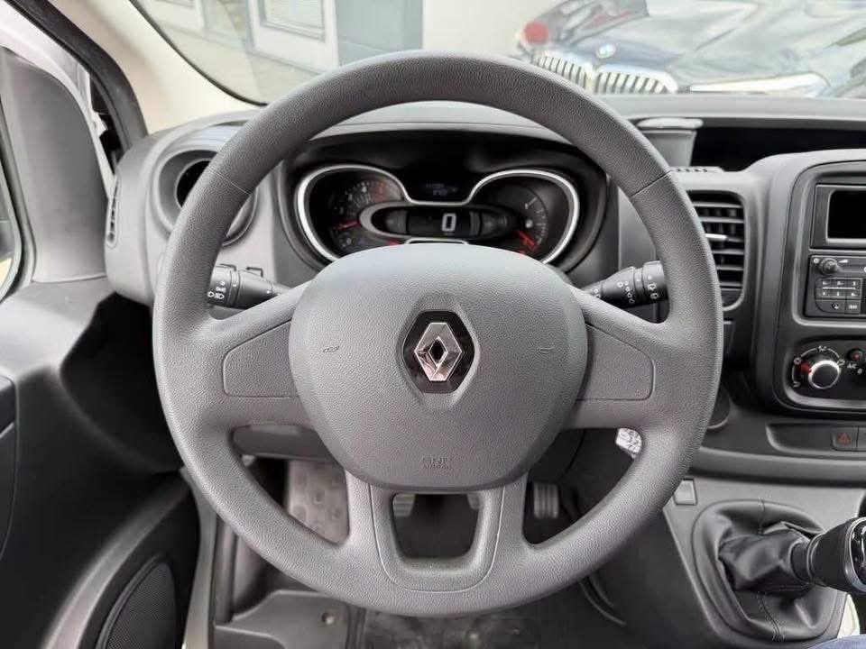 Renault Trafic L1H1 2,8 t Komfort - image 4