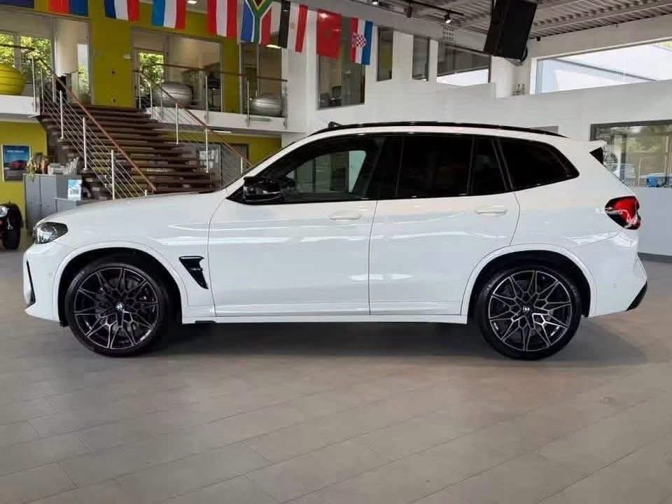 BMW X3 M Competition - image 8