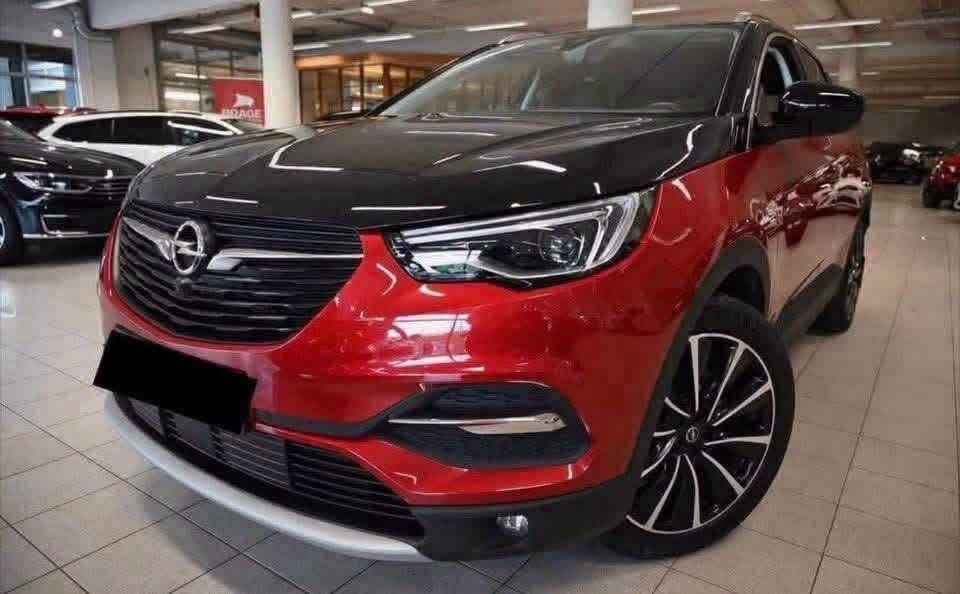 Opel Grandland X Ultimate Hybrid 4x4 - image 3