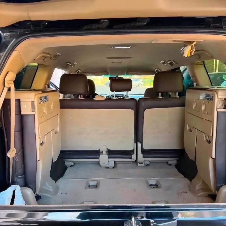 Toyota Land Cruiser LC200 V8 VX-R Executive Lounge - image 8